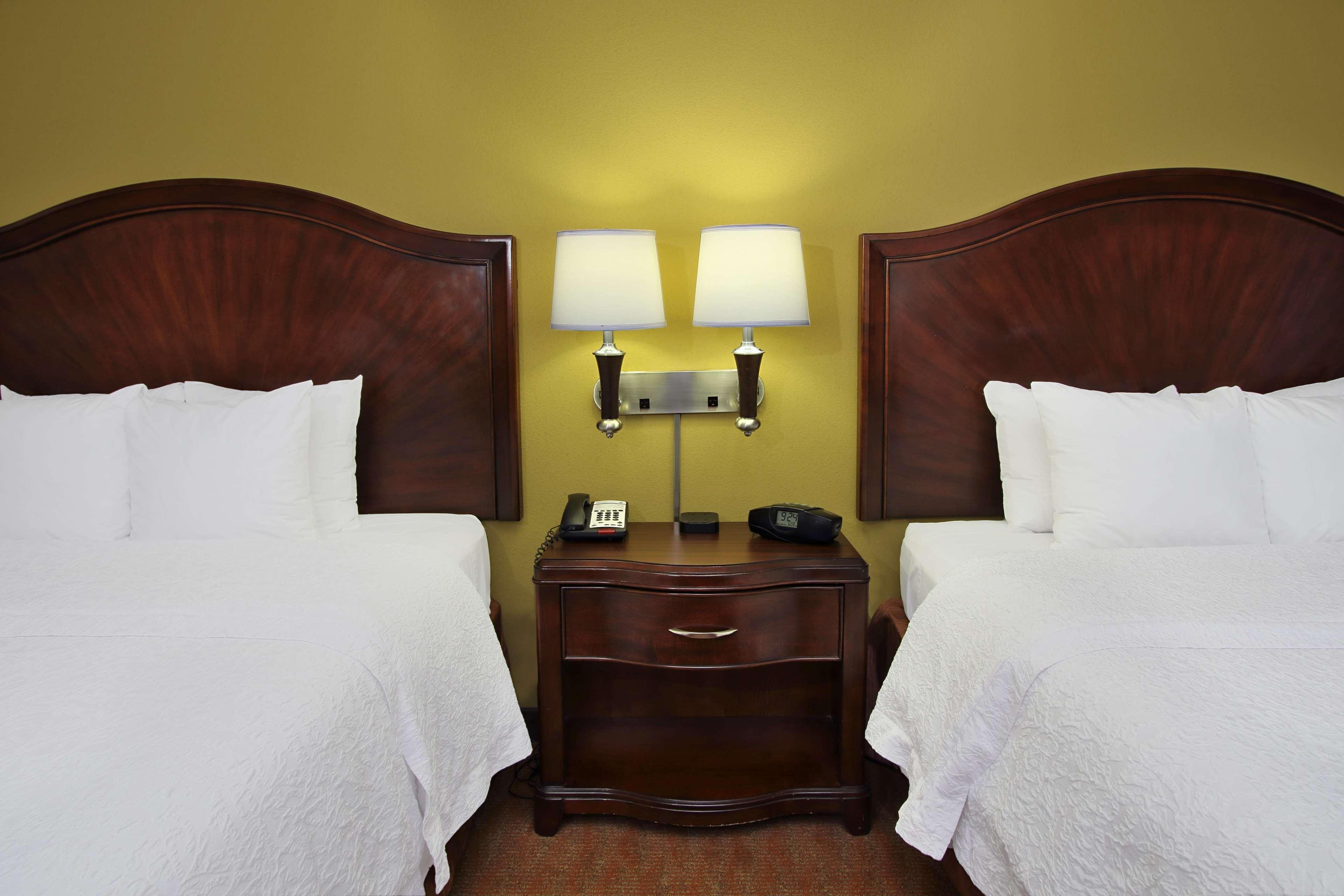 Hotel Hampton & I 45 North